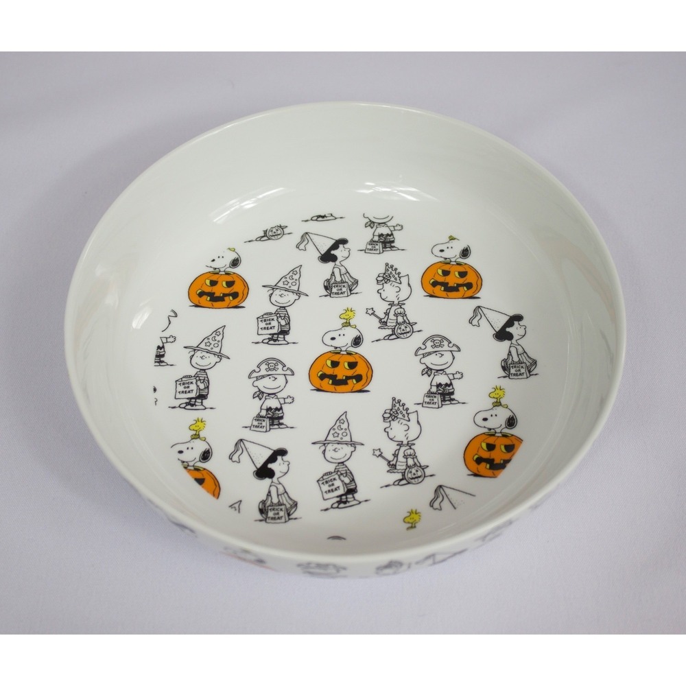Peanuts Snoopy Charlie Brown Lucy Halloween Pumpkin Ceramic Bowl Dish